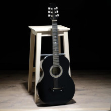 Акустическая гитара 6-ти струнная, менз. 650мм., струны металл, головка без пазов