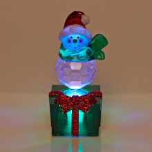 Фигурка с подсветкой "Снеговичок в шарфике на подарке" 9 см