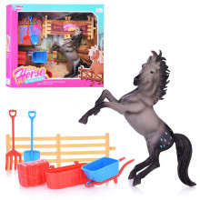 Лошадка игривая BYL33034-1 в коробке