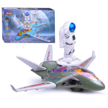 Интерактивная игрушка 8832 &quot;Космонавт на самолете&quot; в коробке
