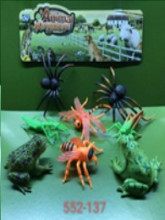 Набор животных "Лягушки и букашки", 8 предметов, 24*23*4.5 см