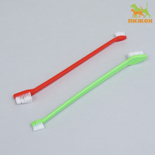 Зубная щётка двухсторонняя, набор 2 шт, красная и зелёная